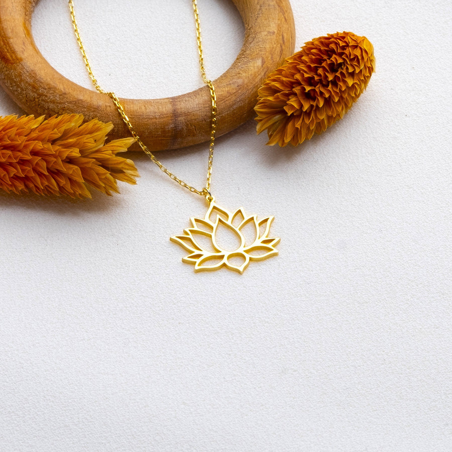 Lotus Çiçeği Anlamı ve Hikayesi